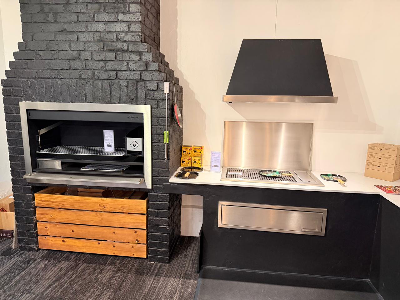 Hyper Fires Brackenfell showroom fireplace displays