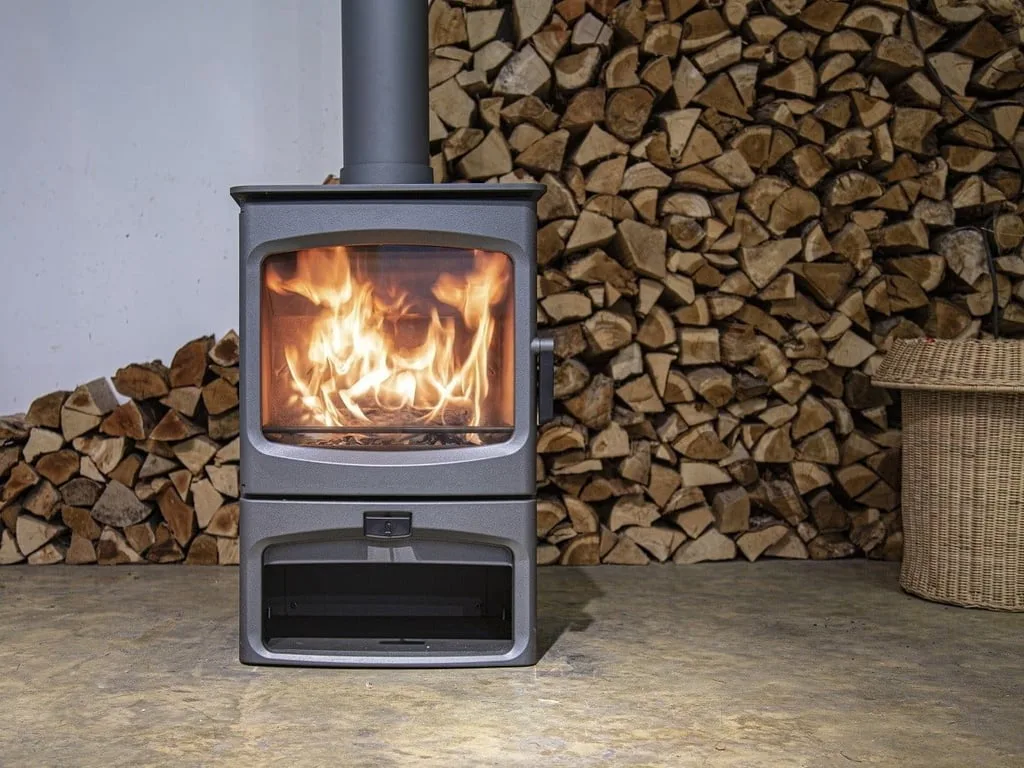 Charnwood Aire freestanding slow combustion stove