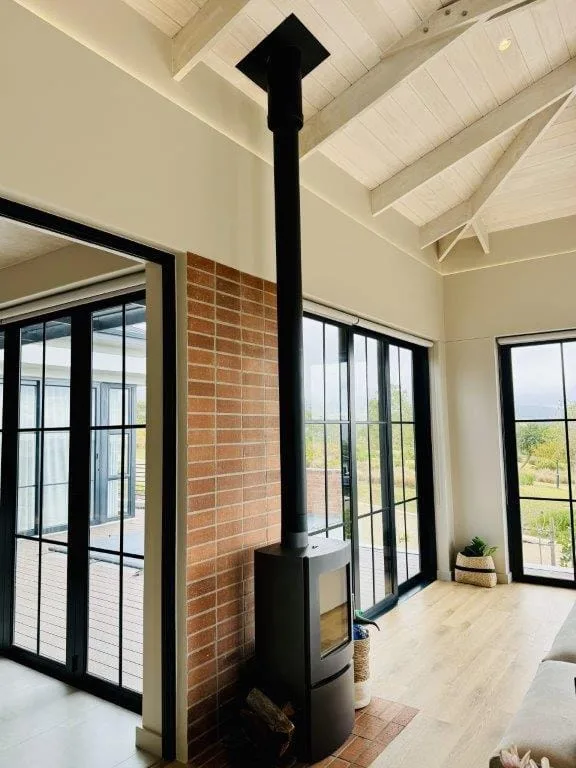 DINAK single-wall Deko vitreous enamel flue installation