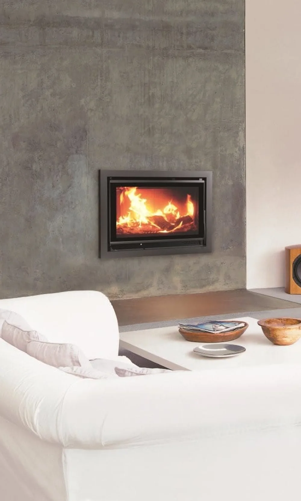 H69S AMBIENTE 2012 small
