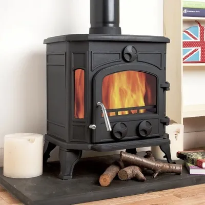 GC Fires – Northern Flame Fuji 8kW – cast-iron – multi-fuel-woodburning closed combustion fireplace (2)